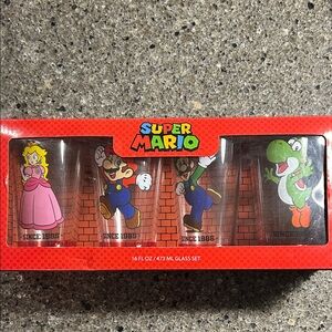 Super Mario Nintendo set of 4 glasses never taken out of the box
